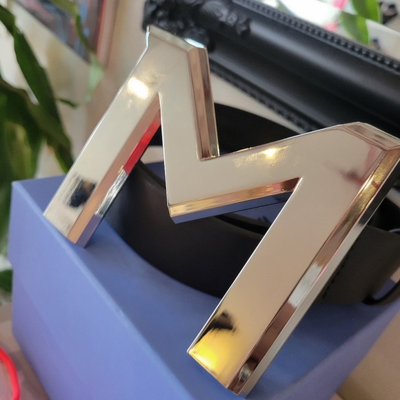 Mugler H&M brand new belt - Picture 2 of 4
